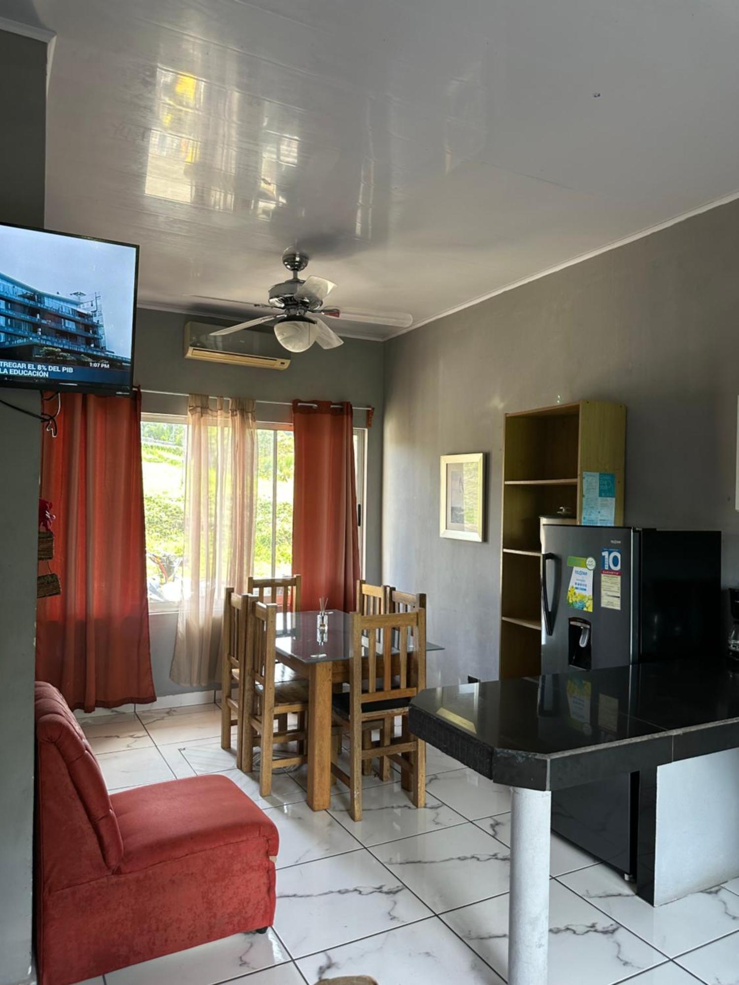 Punta Leona Beach Condos Хако Экстерьер фото
